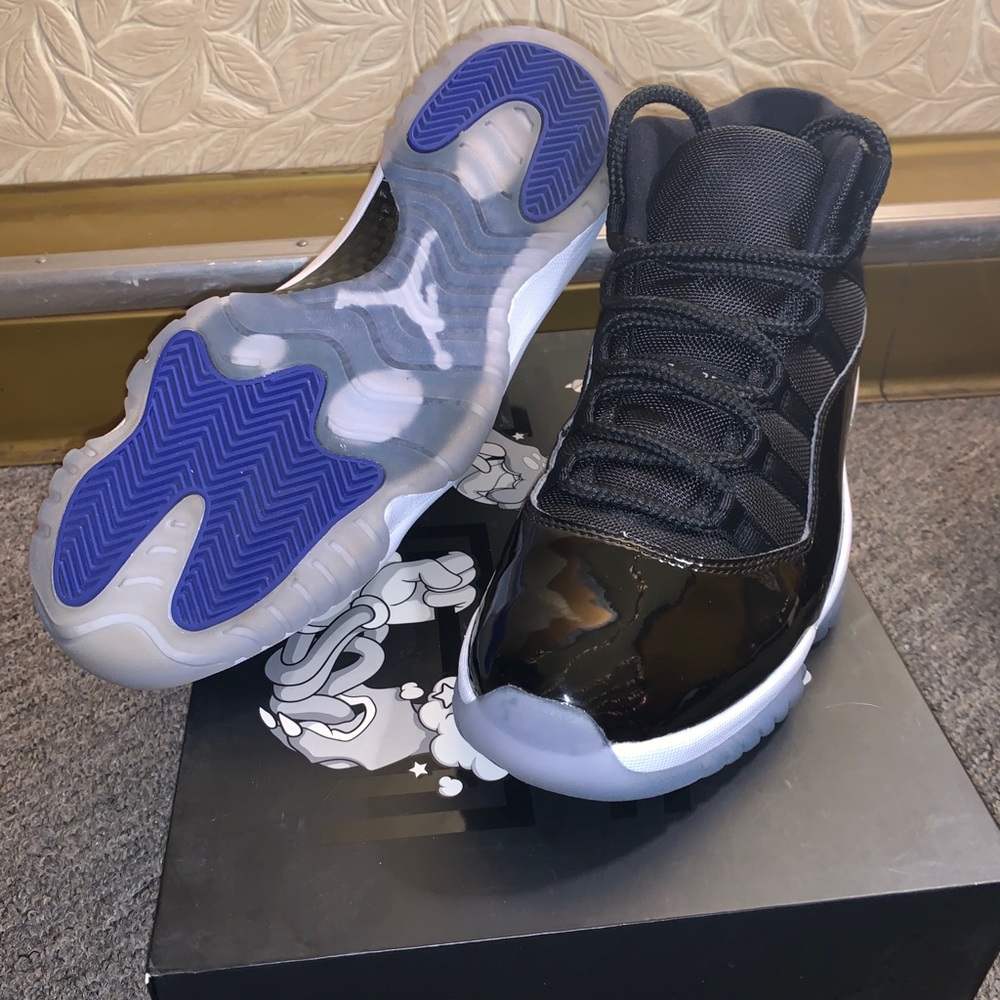 Jordan Retro 11 “Space Jams”